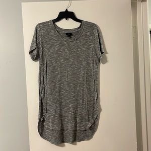 Long grey tee